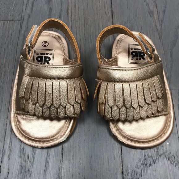 Romirus RR Other - Romirus RR Size 2 Fringe Velcro Sandals Shoes Gold